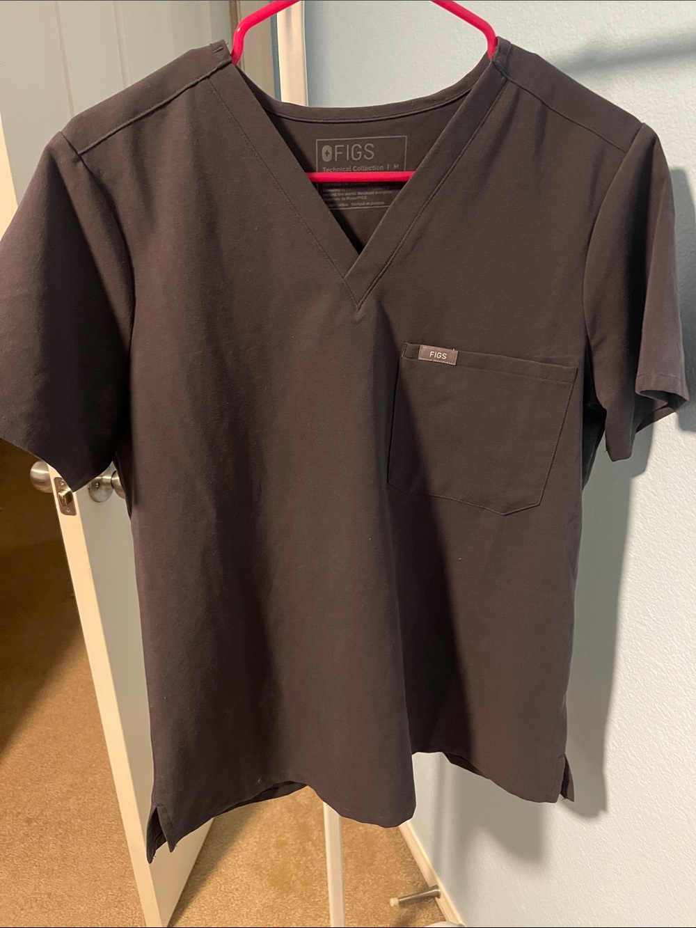 FIGS charcoal grey scrub top